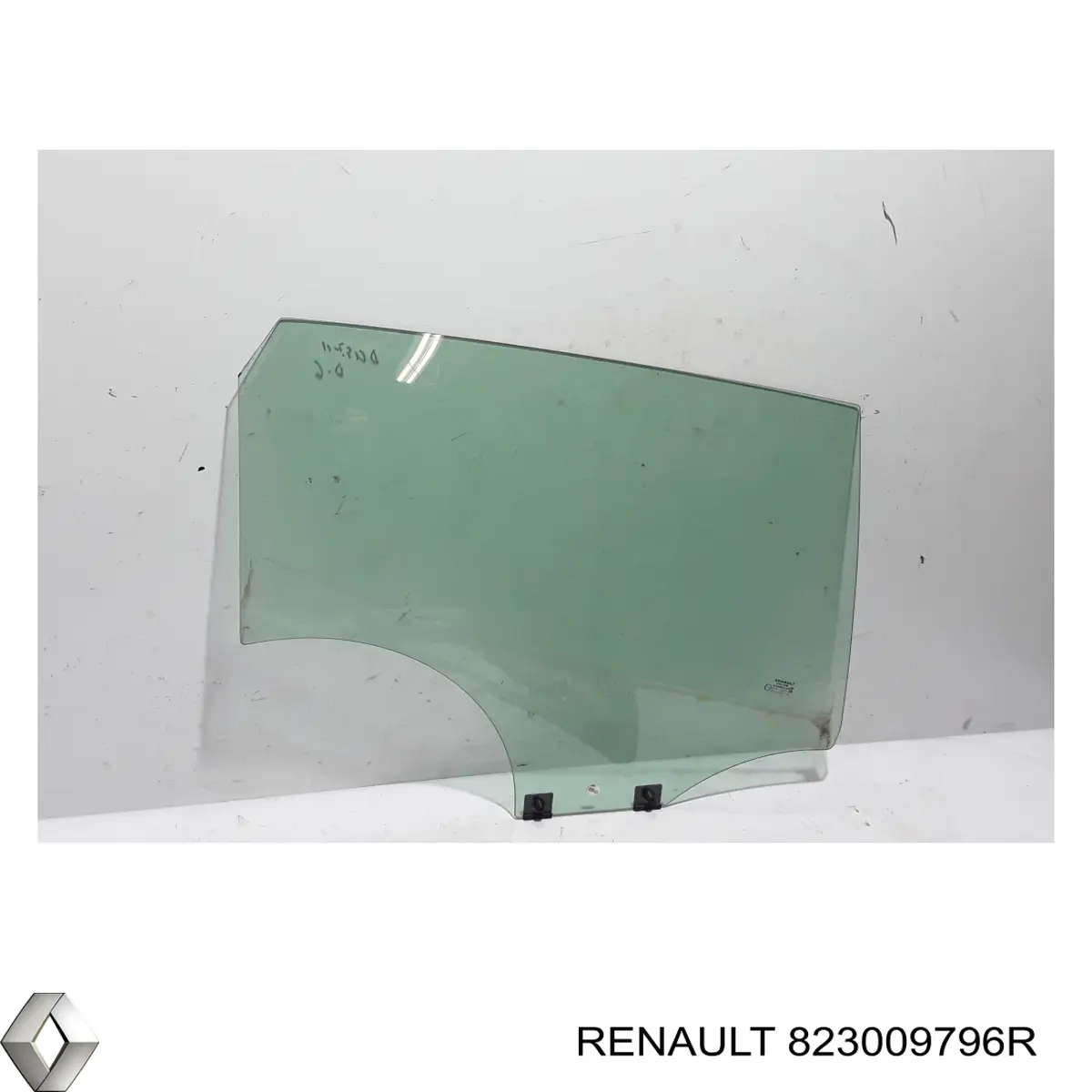 Comprar 823009796R Renault (RVI) Cristal de puerta trasera derecha