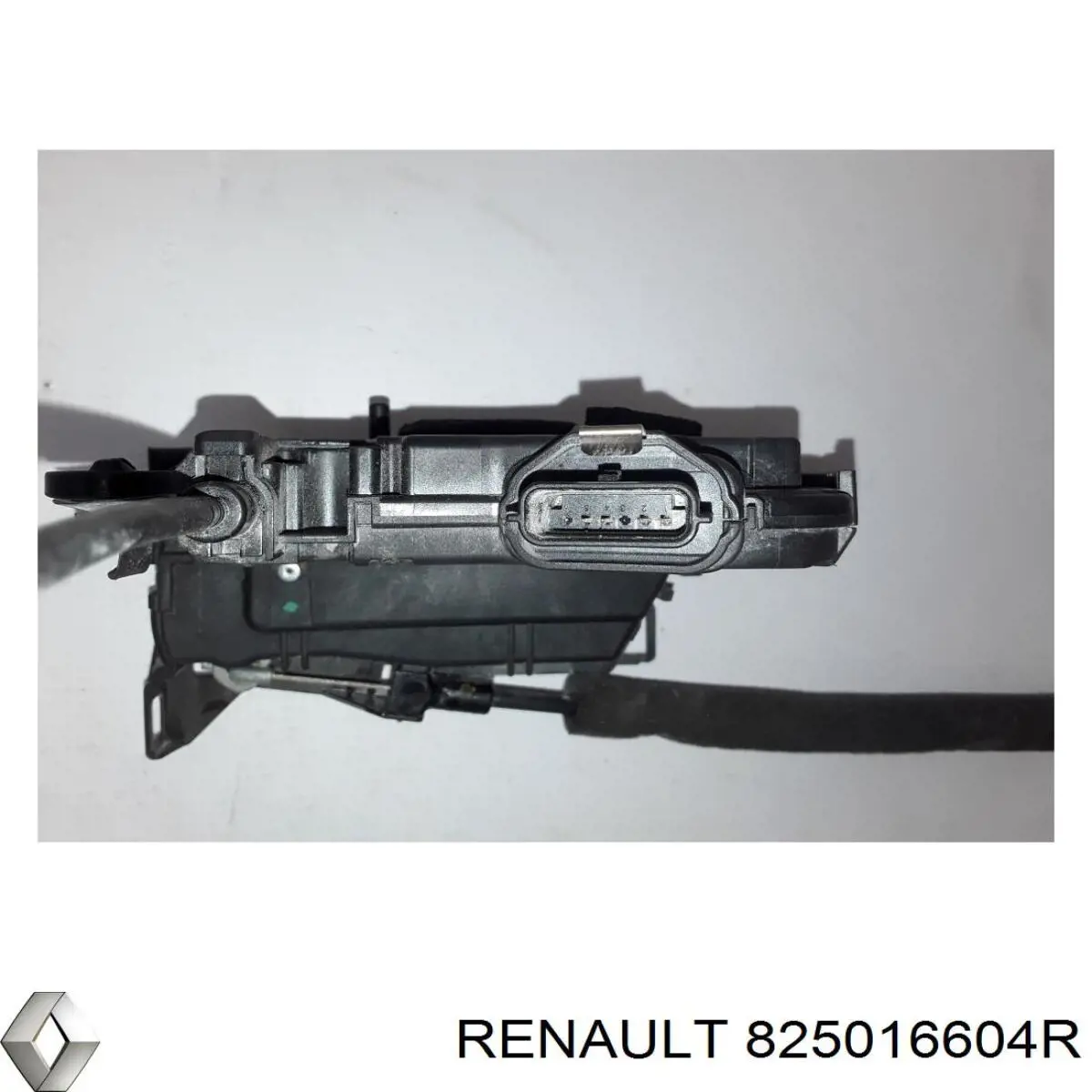  Renault (RVI) 825016604R