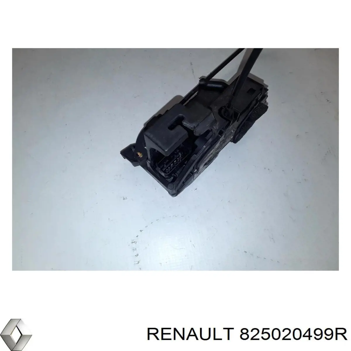 Comprar 825020499R Renault (RVI) Cerradura de la puerta trasera derecha