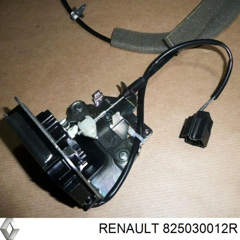 Cerradura de puerta corrediza lateral izquierda Renault (RVI) 825030012R precio, desde 126,52 EUR