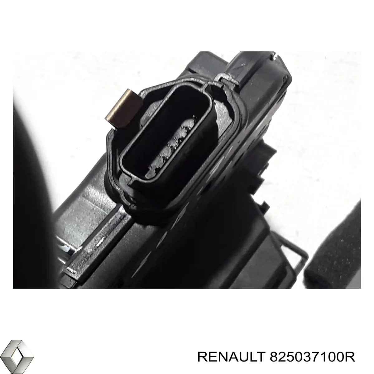 825037100R Renault (RVI) Cerradura de puerta trasera izquierda