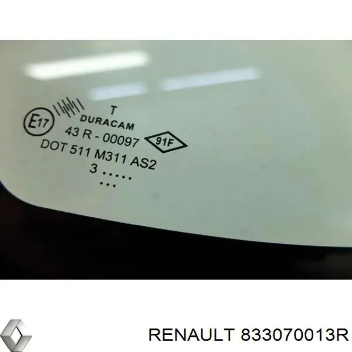 833071332R Renault (RVI) ventanilla costado superior izquierda (lado maletero)