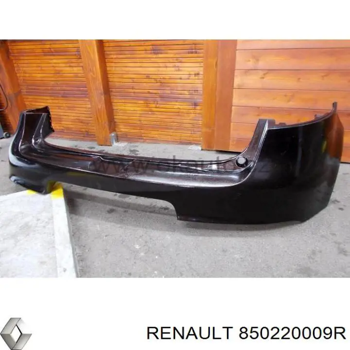 Paragolpes Renault (RVI) 850220009R precio, desde 106,07 EUR