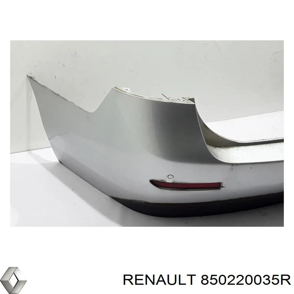 850100668V Renault (RVI) parachoques trasero