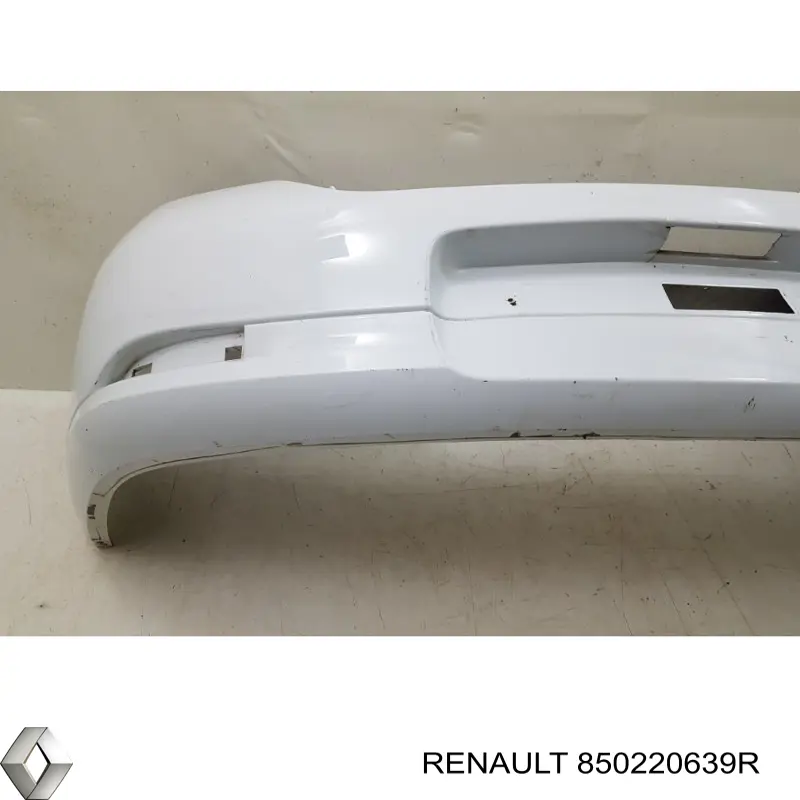 Paragolpes Renault (RVI) 850220639R precio, desde 116,62 EUR