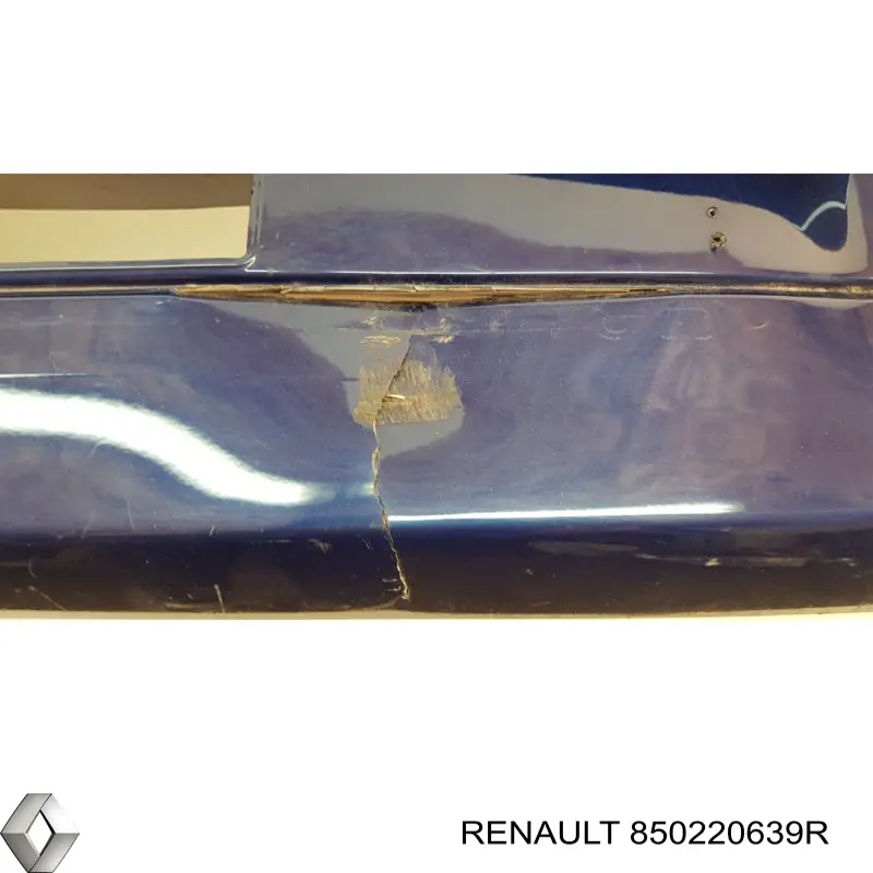 Paragolpes trasero Renault (RVI) 850220639R