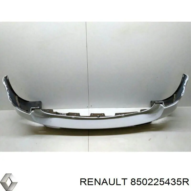 850221057R Renault (RVI) parachoques trasero