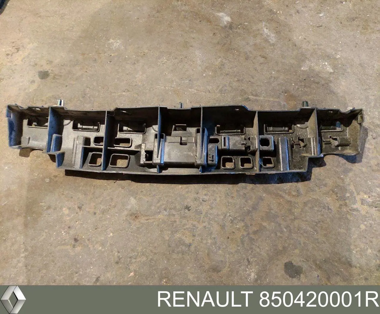 Comprar 850420001R Renault (RVI) Absorbedor de parachoques trasero