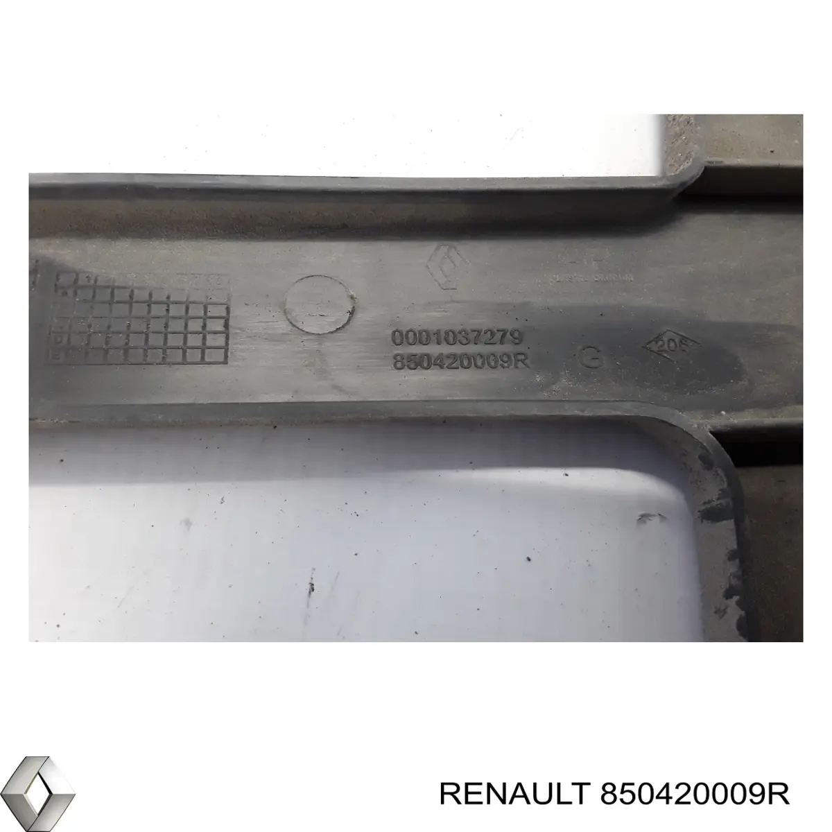 Soporte de parachoques trasero izquierdo Renault (RVI) 850420009R precio, desde 8,12 EUR