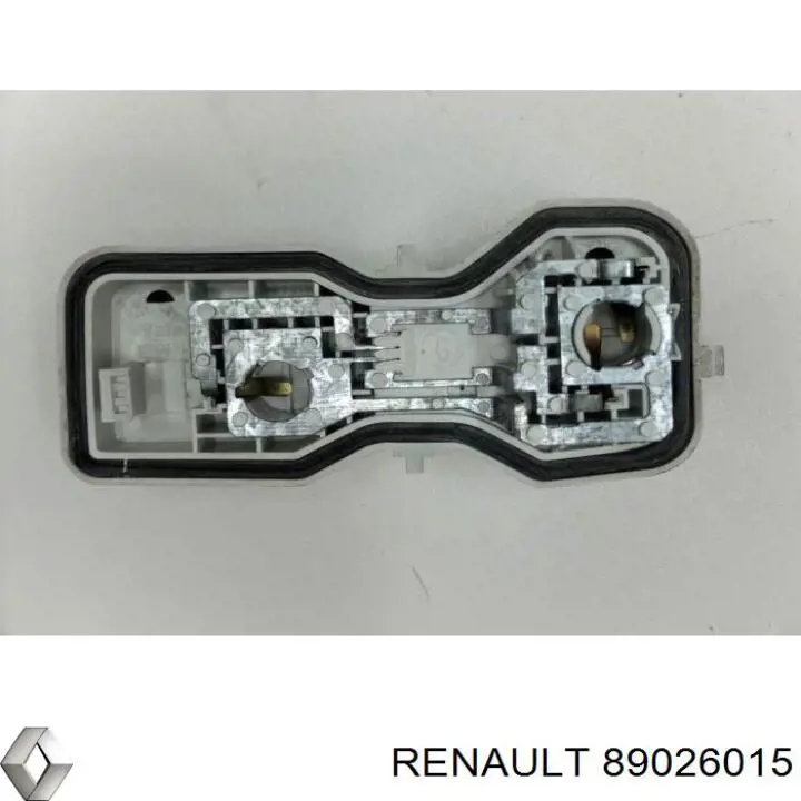 89026015 Renault (RVI)