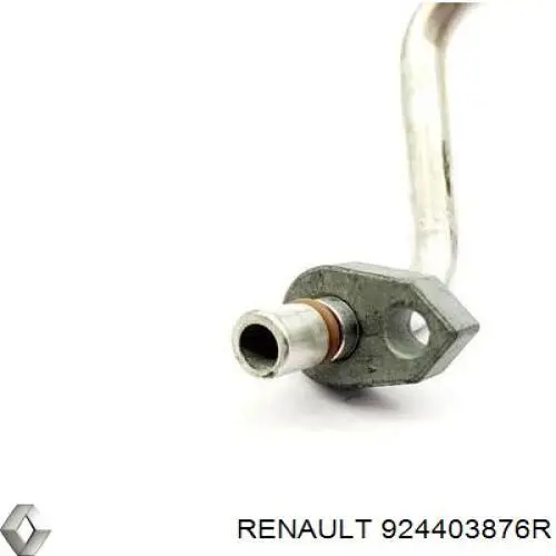 Manguera de aire acondicionado de condensador a evaporador 95519760 Renault (RVI)