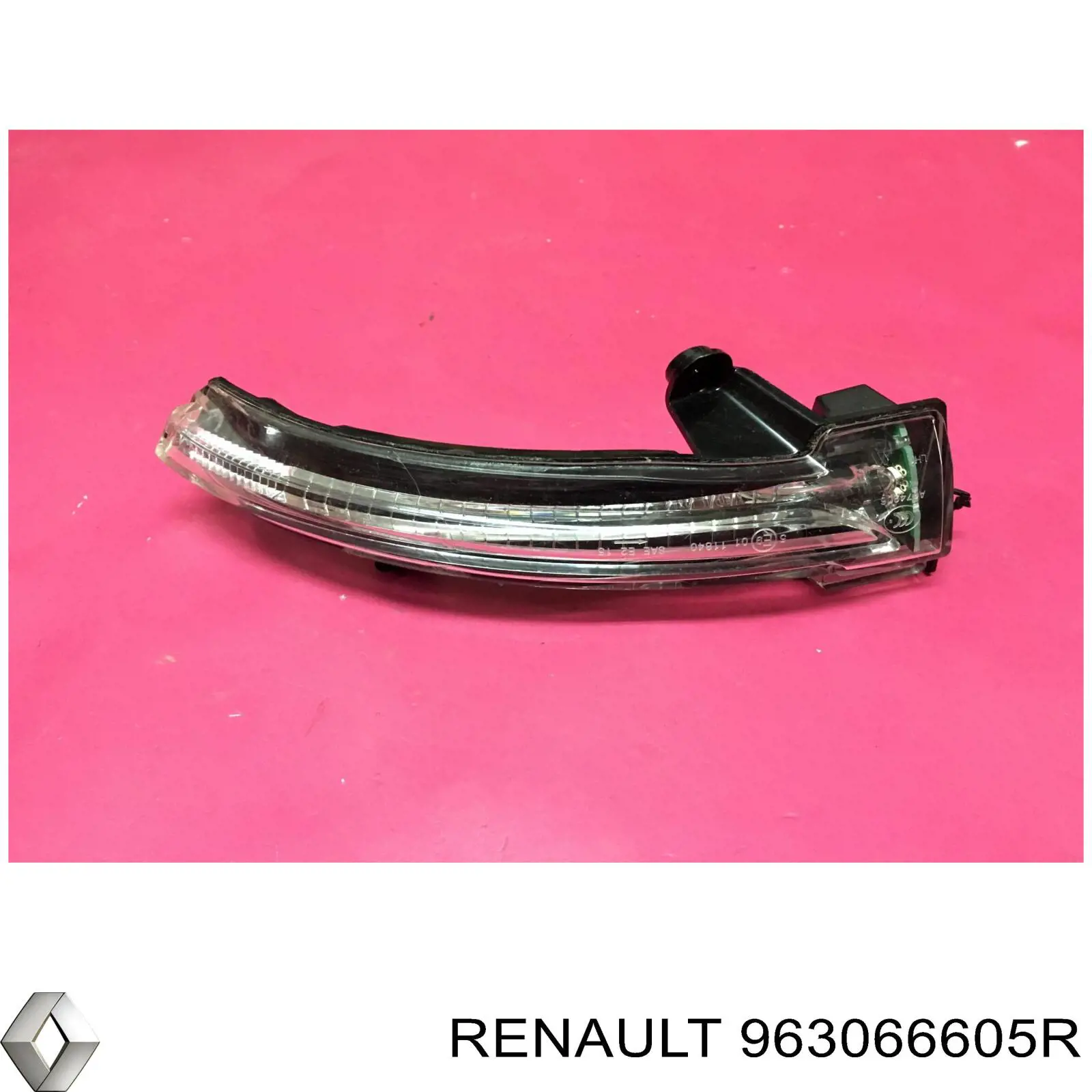 Luz intermitente de espejo retrovisor izquierdo 963066605R Renault (RVI)
