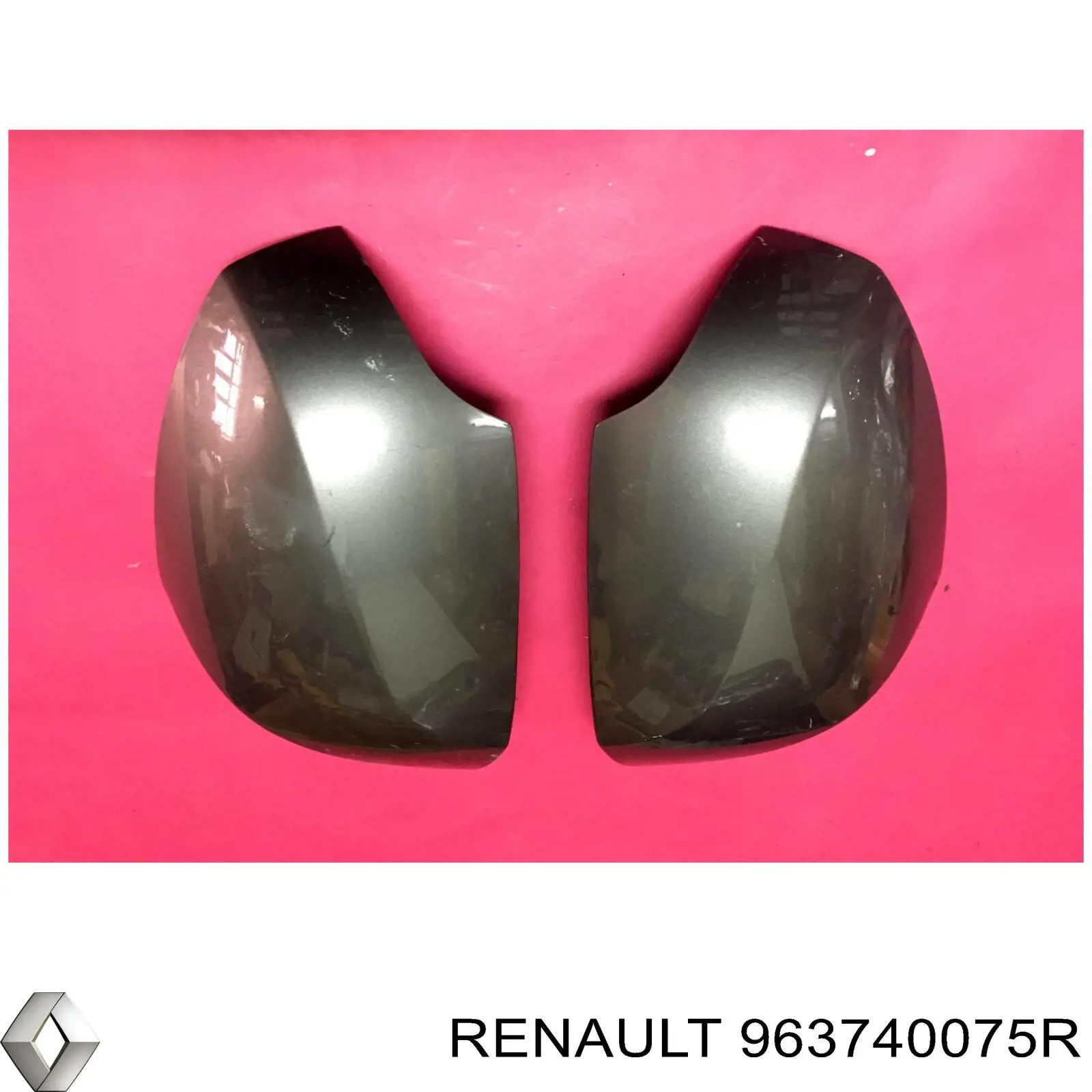 963740075R Renault (RVI) Cubierta de espejo retrovisor derecho