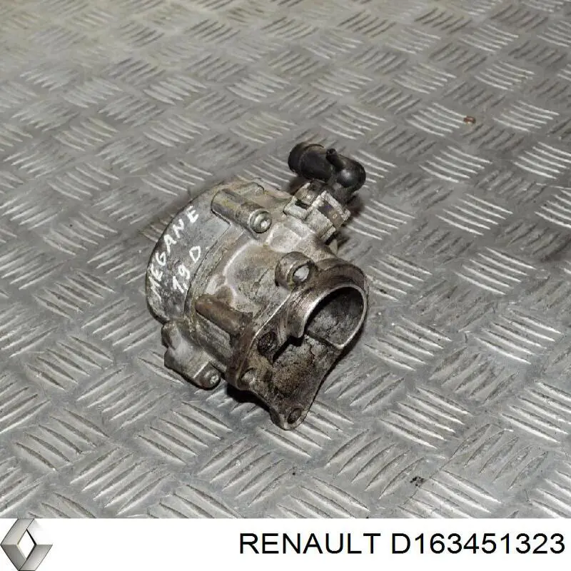 D163451323 Renault (RVI) Bomba de vacío de frenado