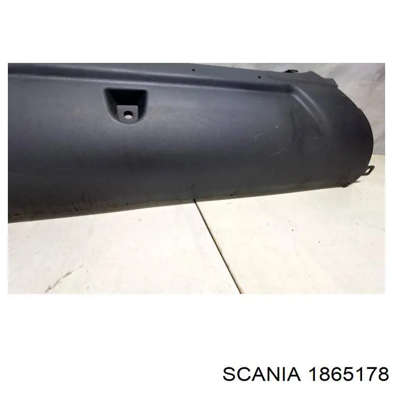 2 126 392 Scania parachoques delantero, parte central