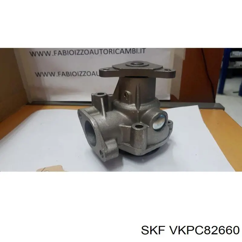VKPC82660 SKF bomba de agua