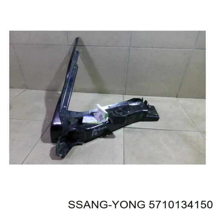 5710134150 Ssang Yong Soporte izquierdo del radiador (panel de montaje de faros)