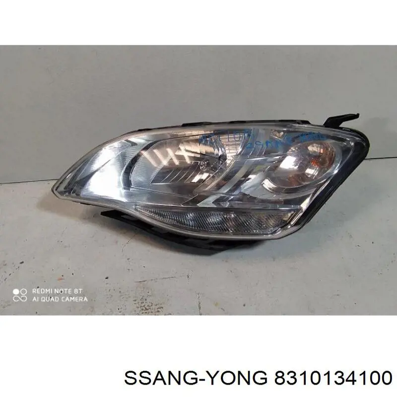 8310134100 Ssang Yong faro izquierdo