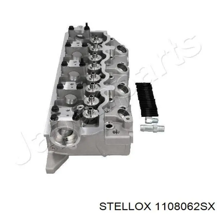 908612K AMC Cabeza del motor