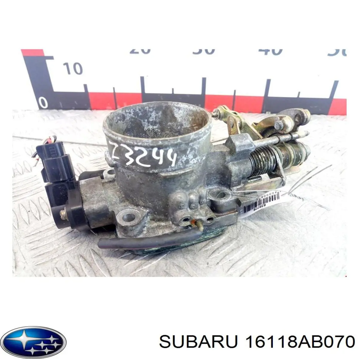 16118AB070 Subaru Mariposa de admisión
