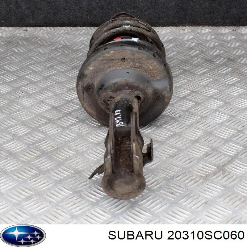 Amortiguador delantero derecho 20310SC060 Subaru