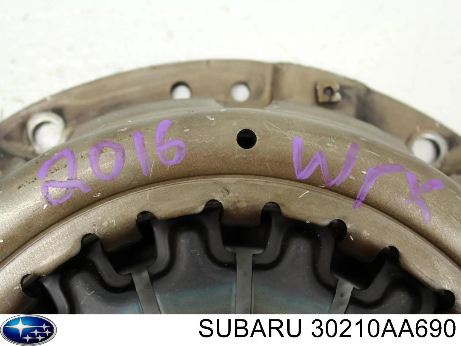 Plato de presión de embrague 30210AA690 Subaru