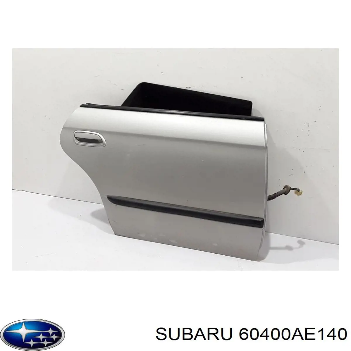 60400AE140 Subaru puerta trasera derecha