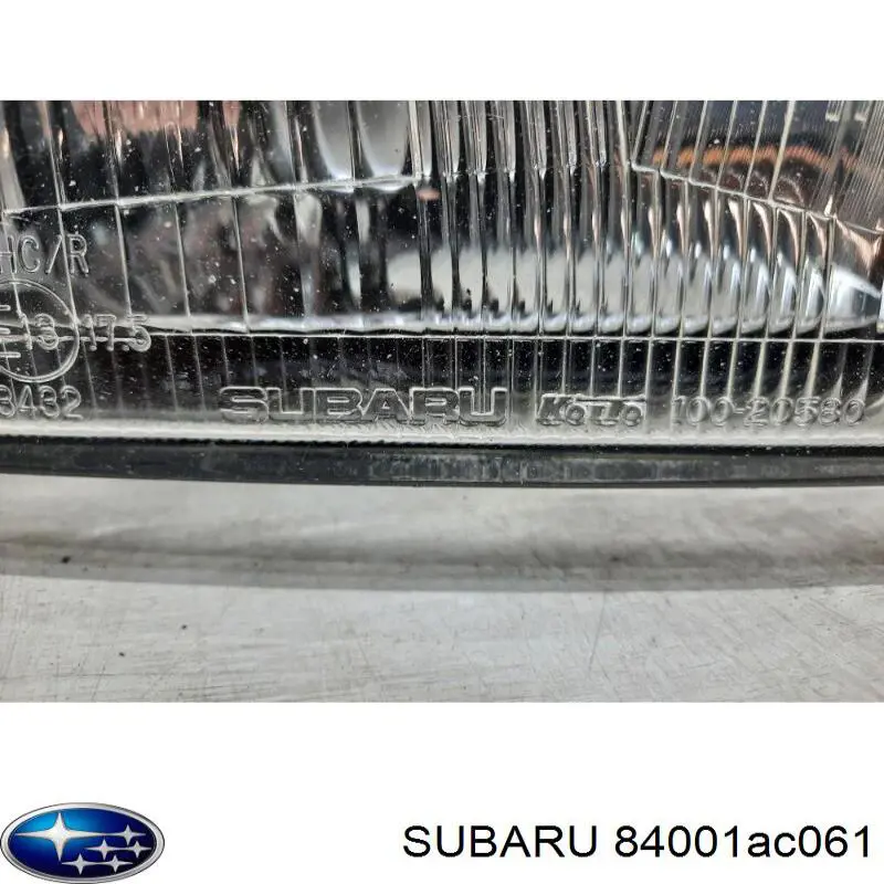 84001AC060 Subaru faro derecho