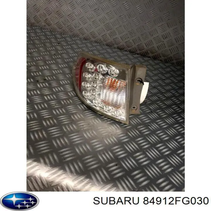 Comprar 84912FG030 Subaru Piloto trasero exterior izquierdo