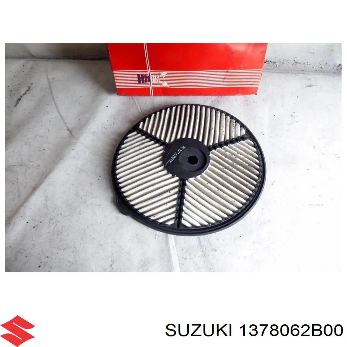El filtro de aire Suzuki 1378062B00 precio, desde 9,64 EUR