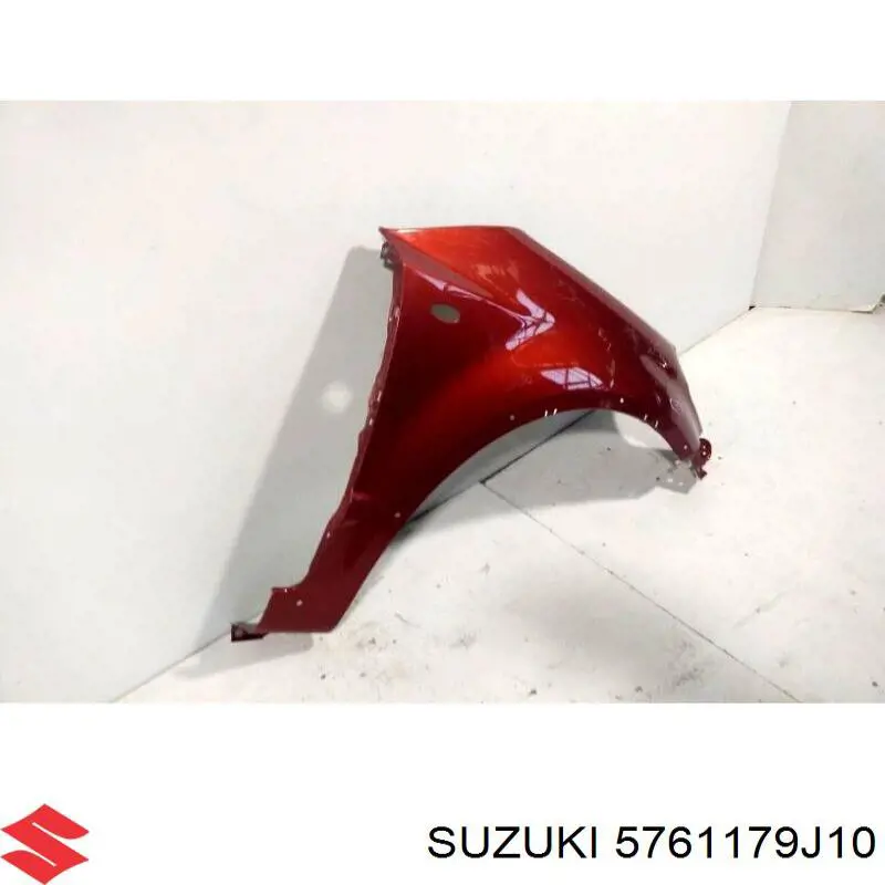 5761179J10000 Suzuki guardabarros delantero derecho