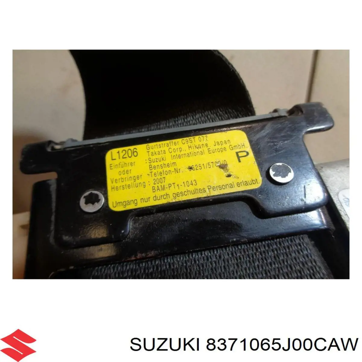 Guarnecido interior de puerta delantera derecha Suzuki 8371065J00CAW precio, desde  