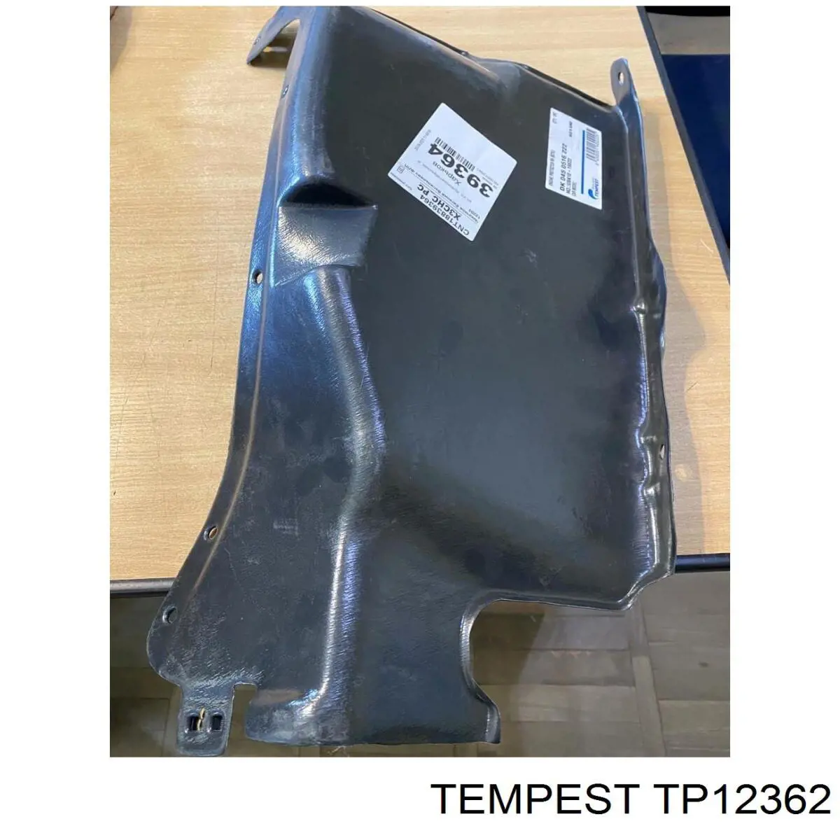 TP-12362 Tempest linterna adicional, universal