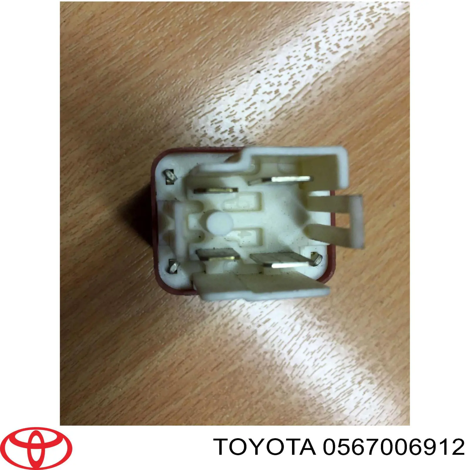 0567006912 Toyota relé, faro