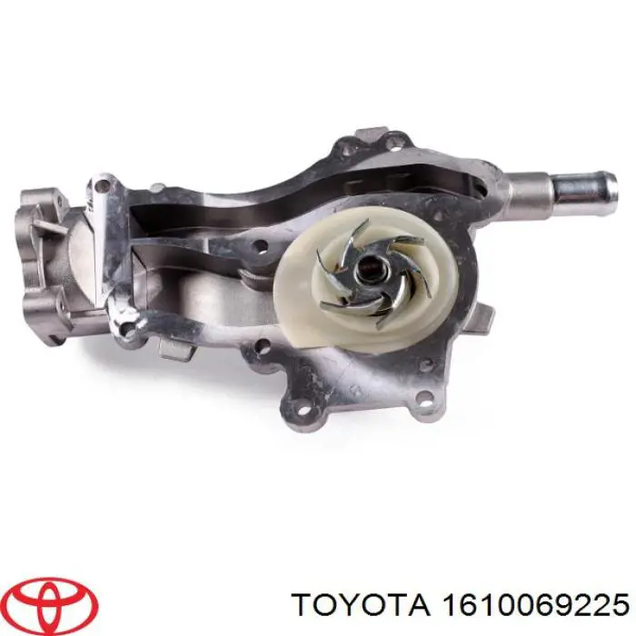 1610069475 Toyota Bomba refrigerante coche