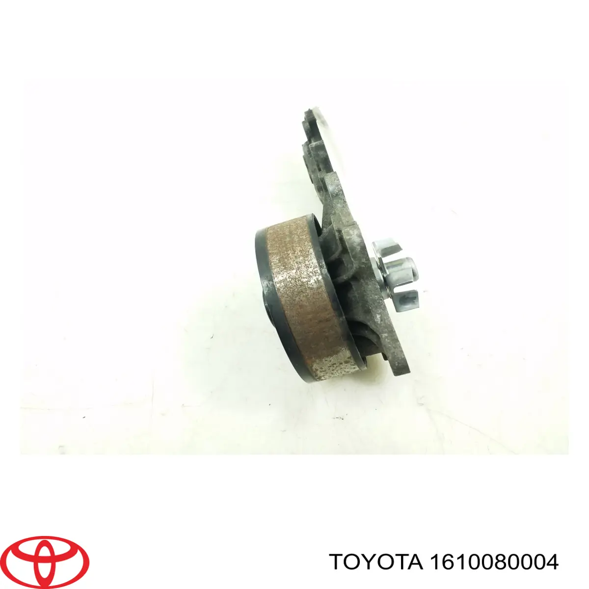 1610080004 Toyota bomba de agua