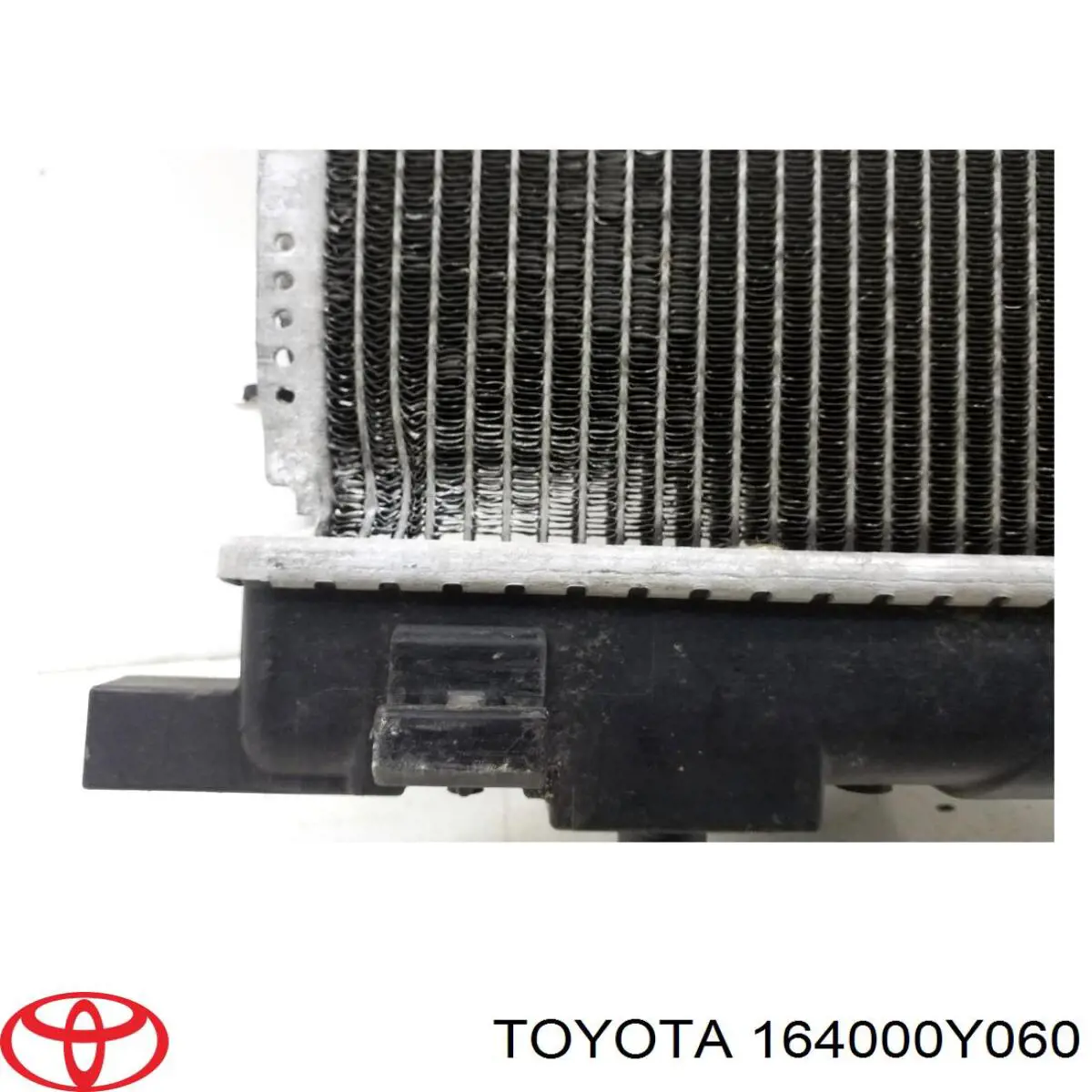 Radiador de água Toyota 1640047090