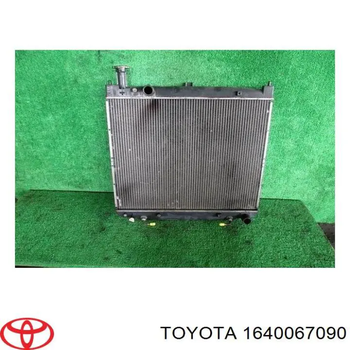 Comprar 1640067090 Toyota Radiador de auto