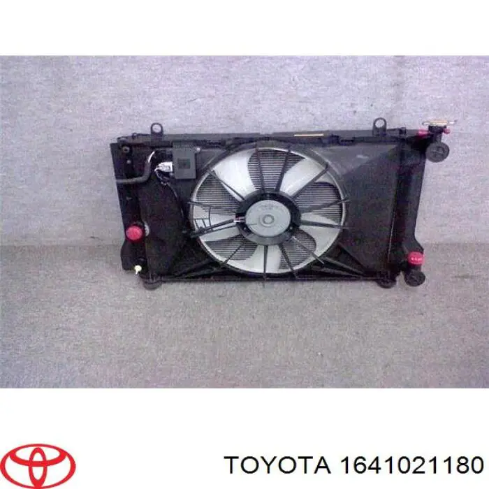 Radiador 1641021180 Toyota
