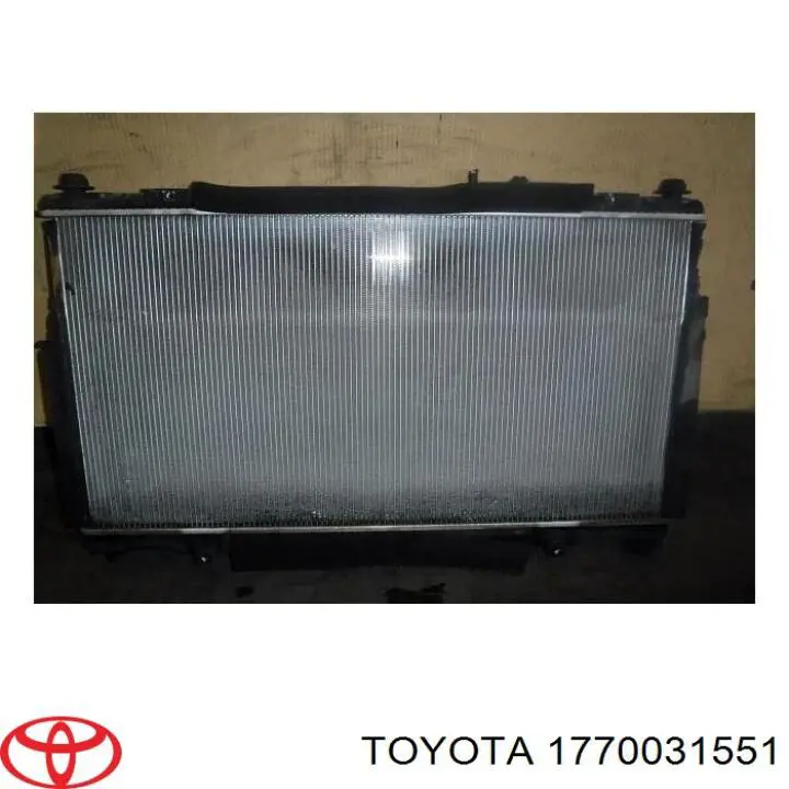 1770031551 Toyota caja del filtro de aire