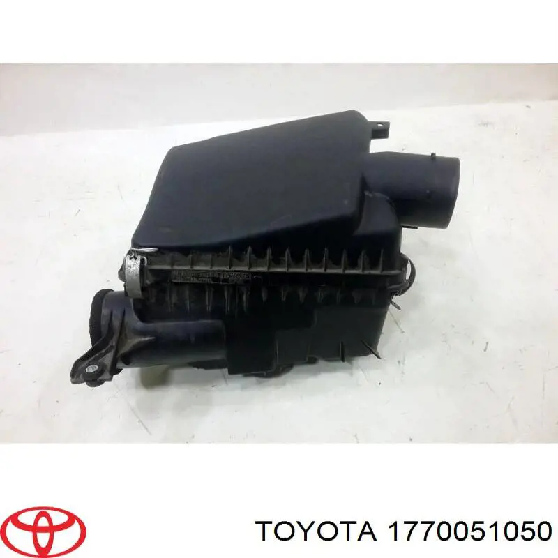 Caja del filtro de aire Toyota 1770051050 precio, desde 512,44 EUR