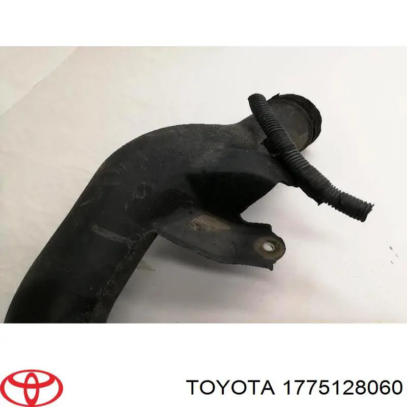 Tubo de admisión de aire, entrada del filtro de aire Toyota 1775128060 precio, desde 46,46 EUR