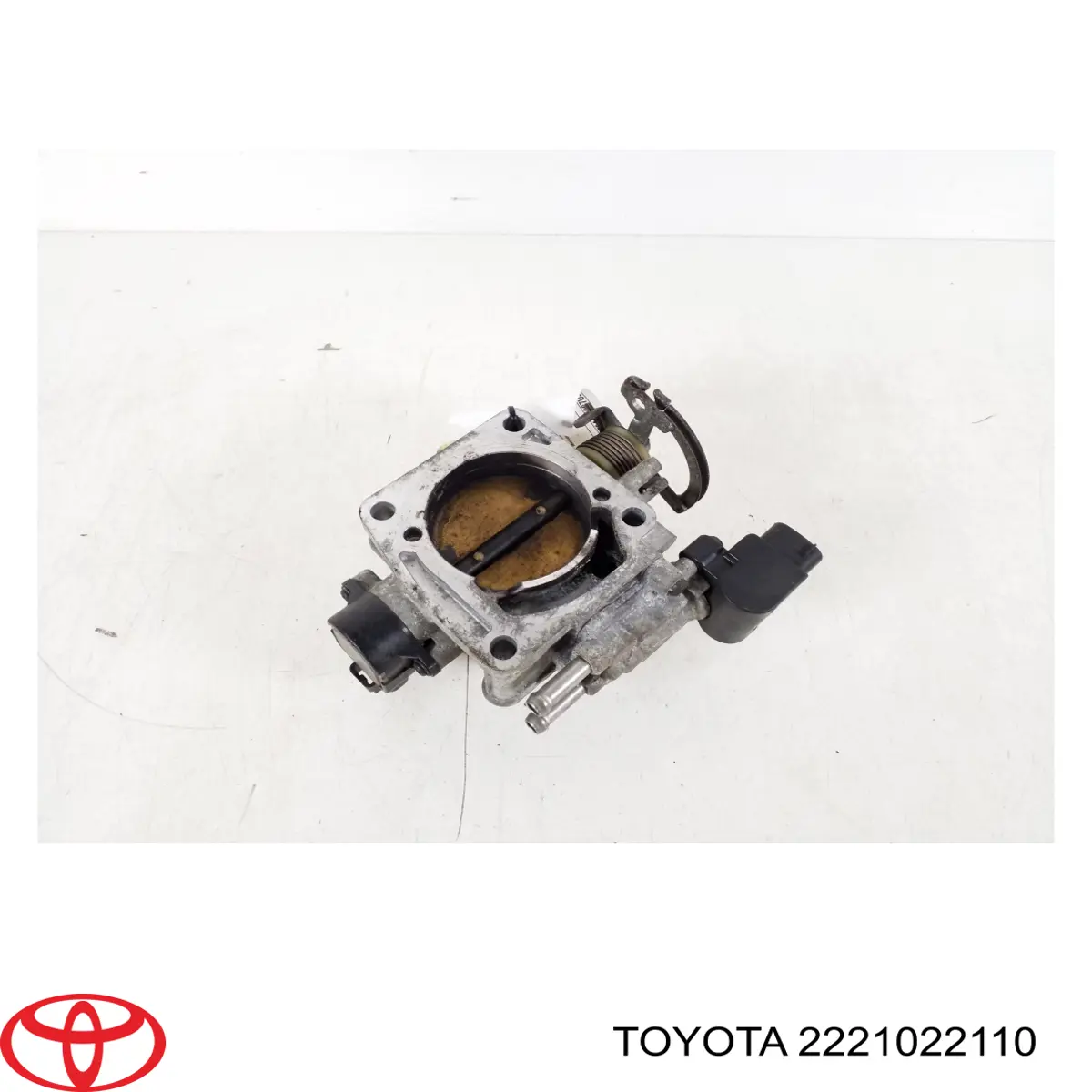 2221022110 Toyota Mariposa de admisión