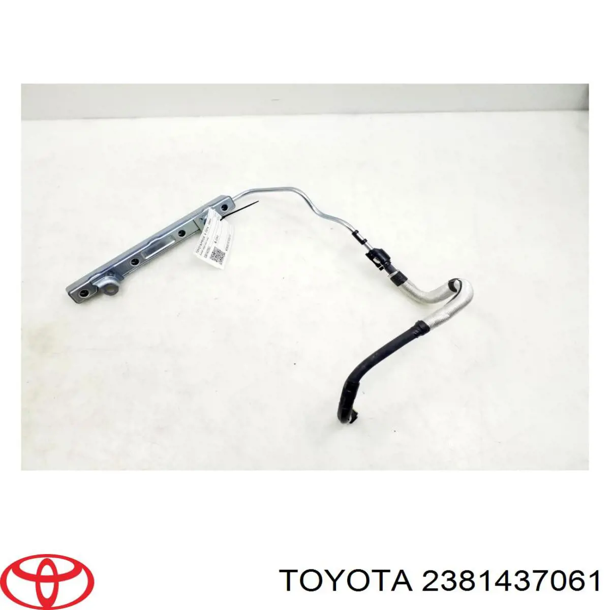 2381437061 Toyota Rampa de combustible