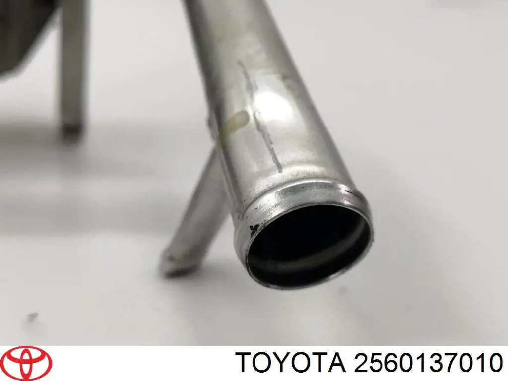 Enfriador de recirculación de gases de escape EGR Toyota 2560137010 precio, desde 127,78 EUR