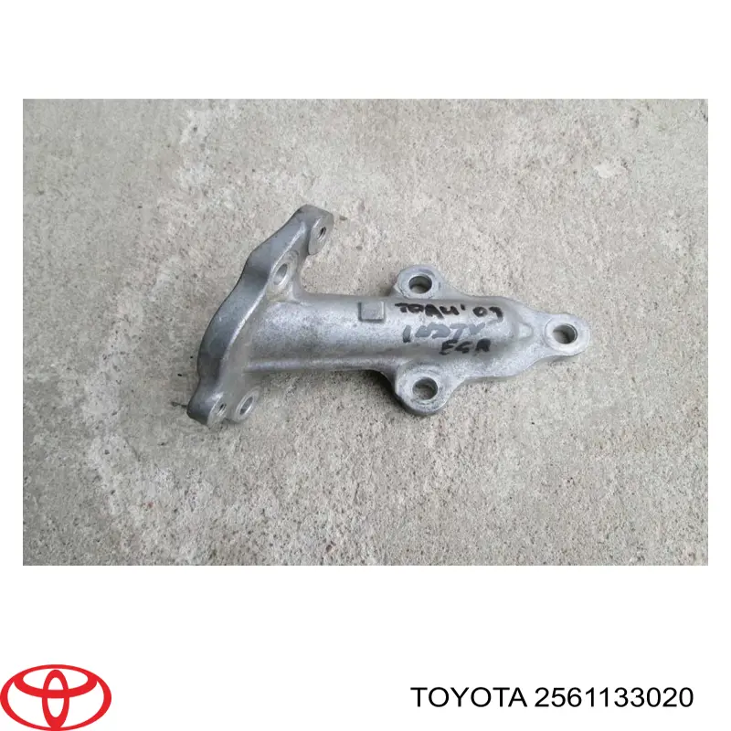2561133020 Toyota 