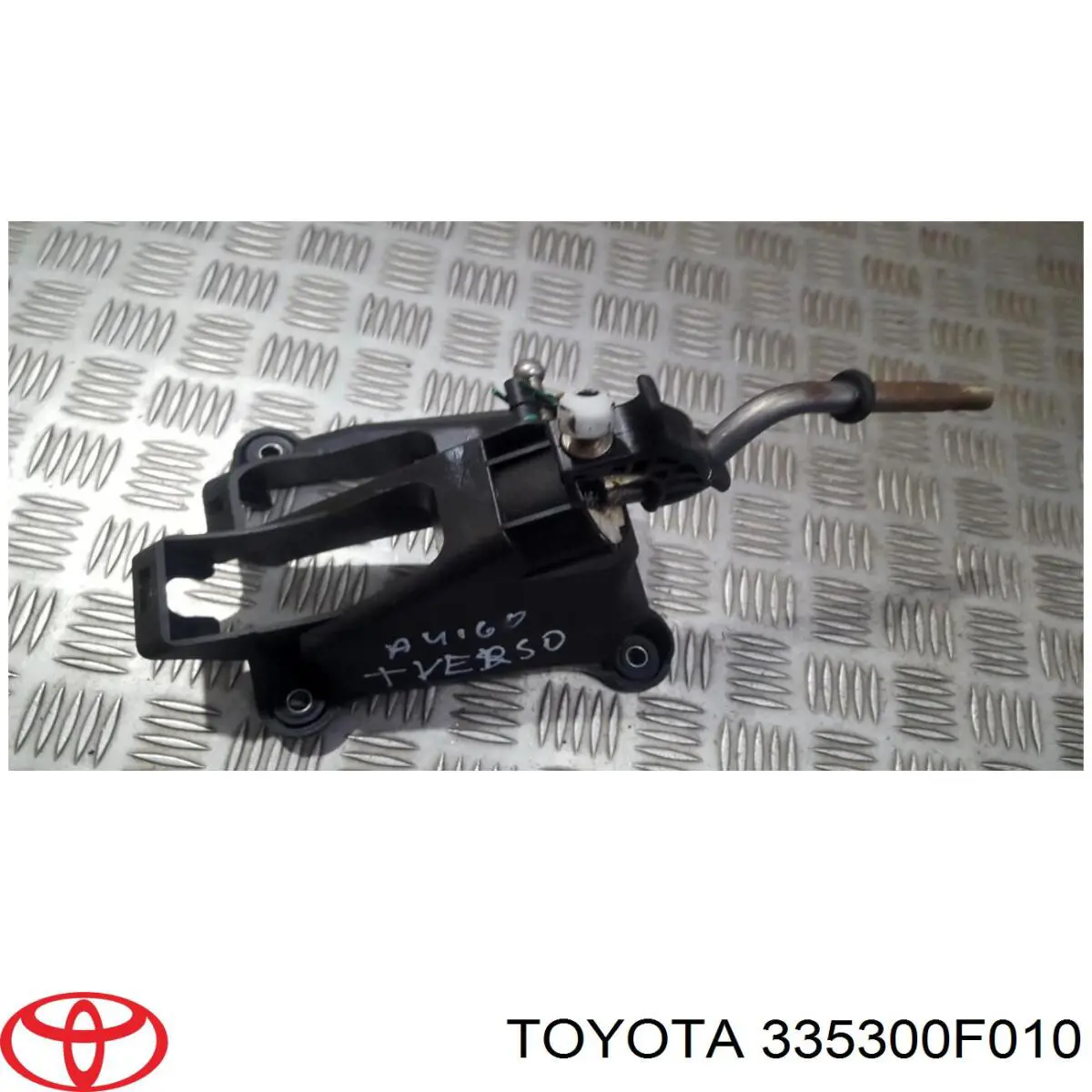 palanca selectora de cambios Toyota 335300F010