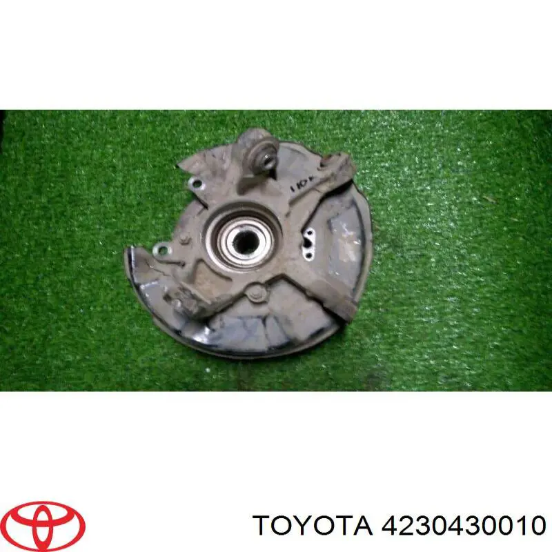 4230430010 Toyota silentblock de mangueta trasera