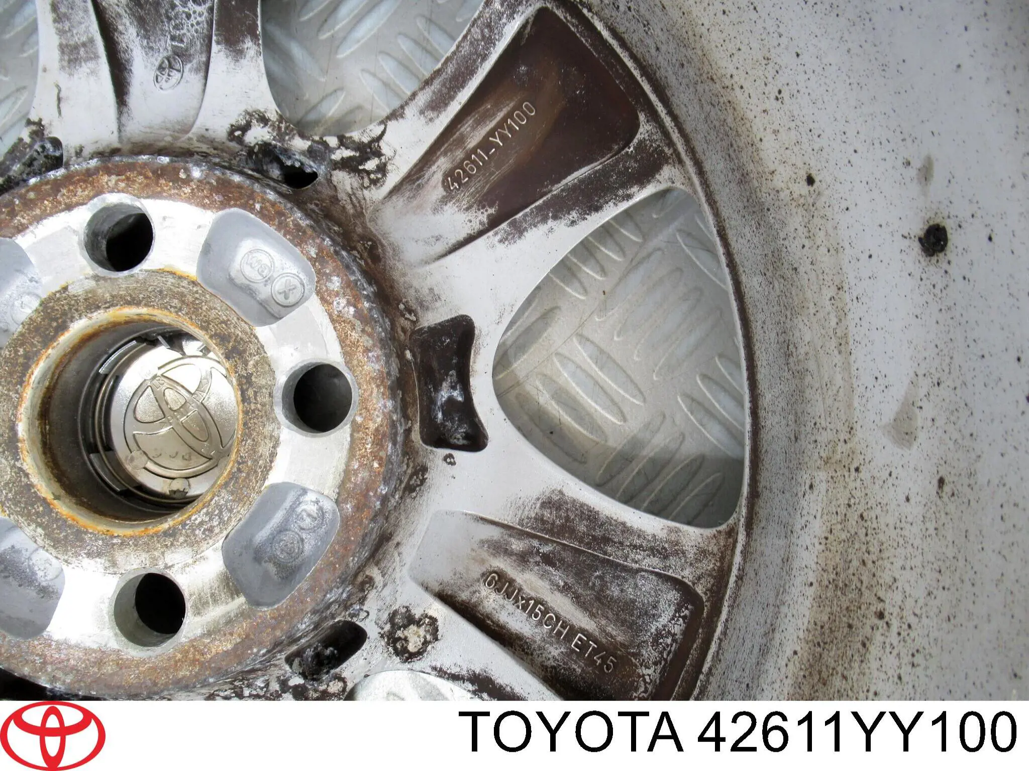 Llantas 42611YY100 Toyota