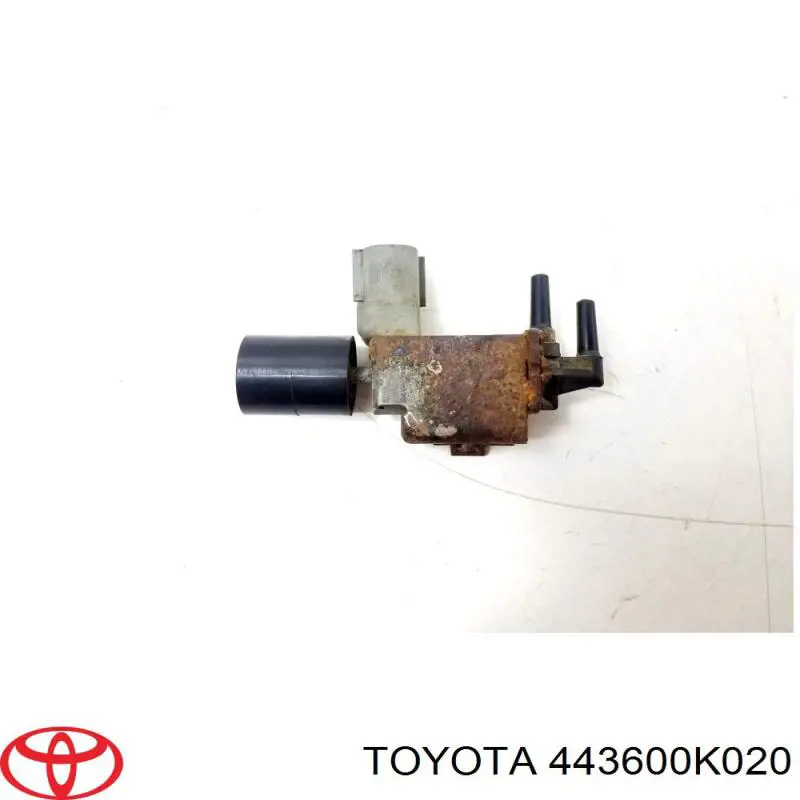 Depósito de bomba de dirección hidráulica para Toyota Hilux (KUN15)